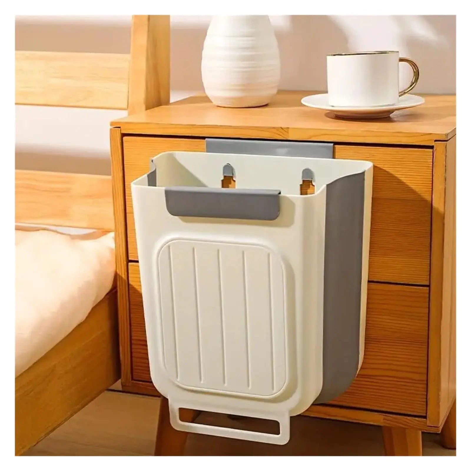 Collapsible Hanging Kitchen Trash Can Foldable Trash Can Cabinet Hanging Garbage Small and Convenient Countertop Rubbish Bin Kitchen Bathroom Accessories Home(11L )