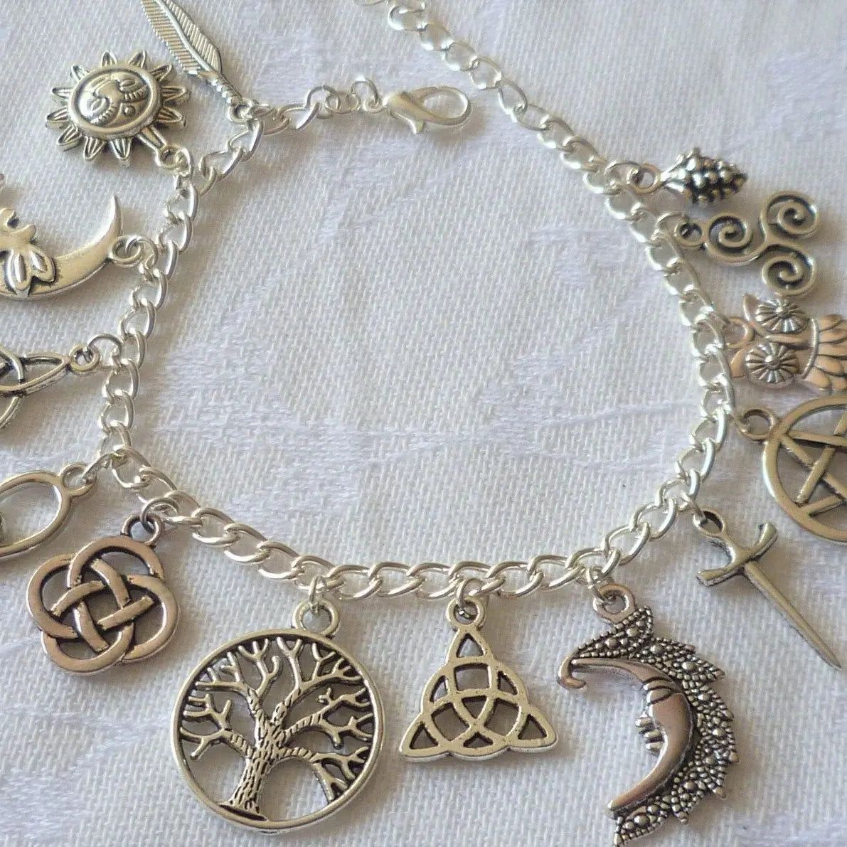 Vintage Witchy Charm Bracelet - Silver-Tone Pagan-Inspired Jewelry with Moon, Sun, Tree of Life, Owl, Pentagram Charms - Celestial Gothic Boho Gift (Celestial Theme, Dark Romance Vintage, Moon and Sun Symbol, Mystery Bracelets & Bangles), Celestia Adjusta